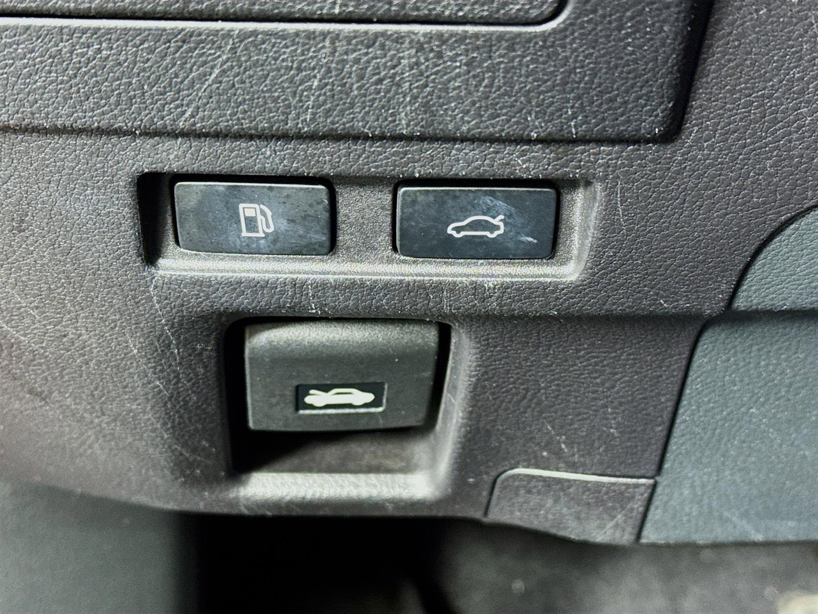 Used 2019 Lexus ES 350 w/ Premium Package FWD image 11