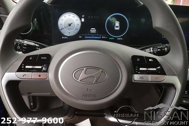 Used 2024 Hyundai Elantra SEL FWD image 14