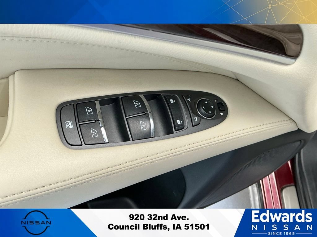 Used 2019 INFINITI QX60 Luxe w/ Sensory Package AWD/4WD image 26