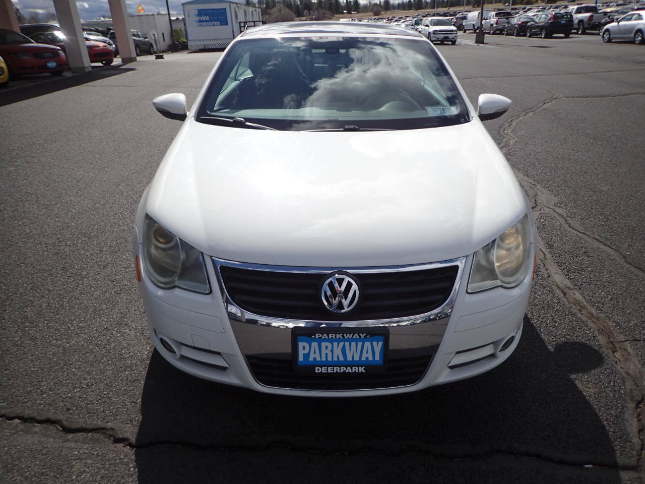 Used 2009 Volkswagen Eos Lux FWD image 8