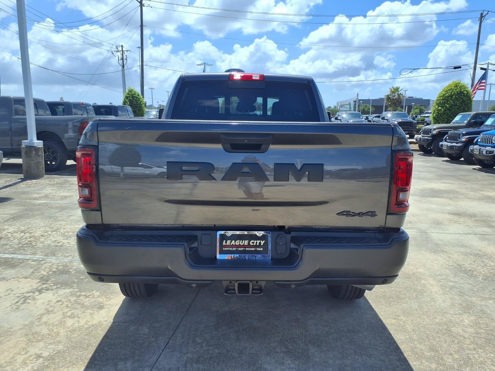 Used 2025 RAM 2500 Tradesman AWD/4WD image 6
