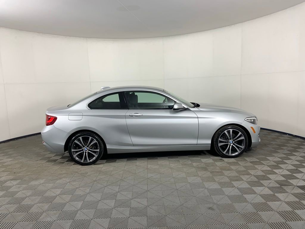 Used 2017 BMW 230i Coupe w/ Driving Assistance Package RWD image 2