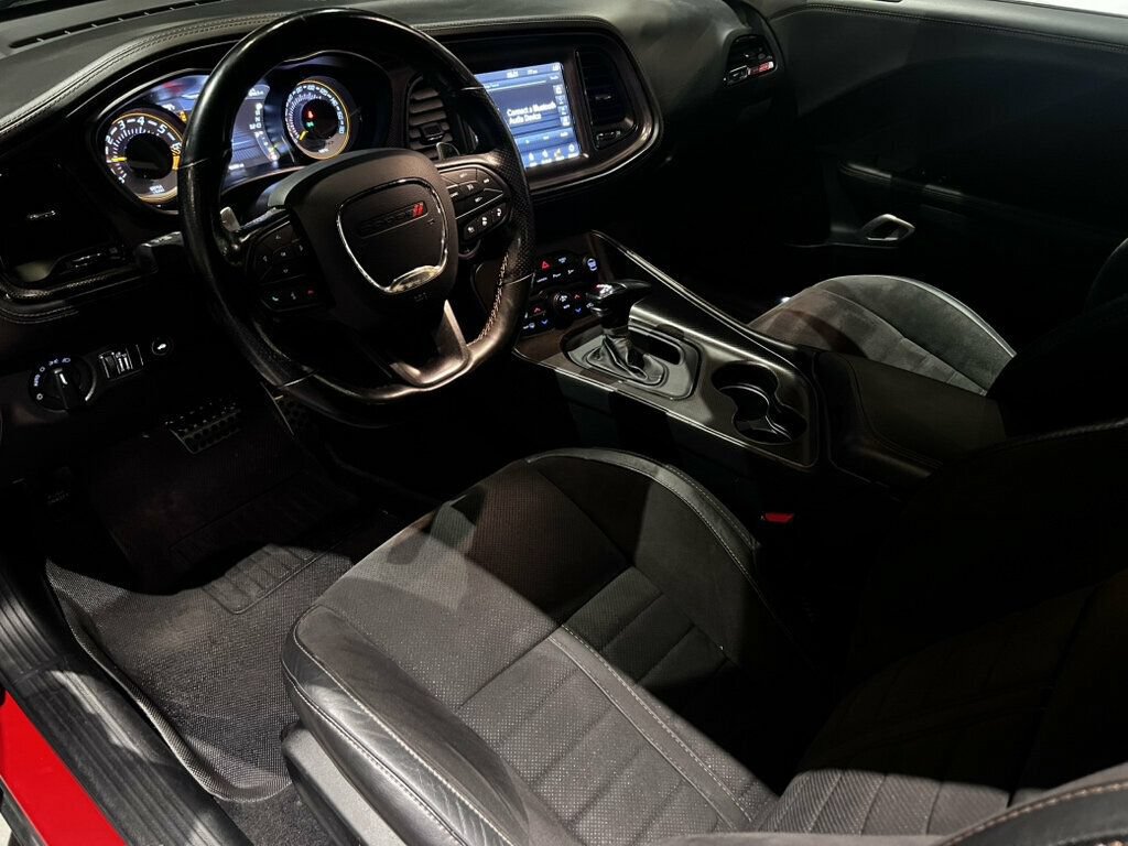 Used 2020 Dodge Challenger R/T Scat Pack RWD image 9