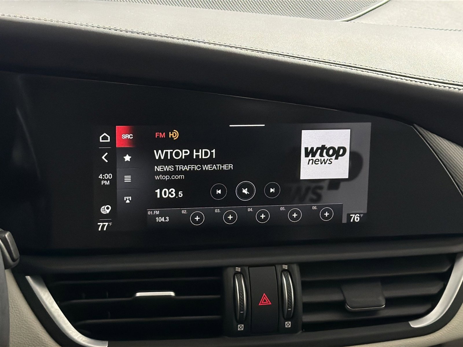 Used 2021 Alfa Romeo Giulia Ti Sport image 17