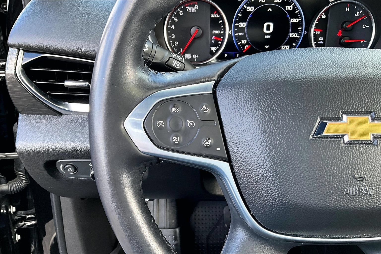 Used 2022 Chevrolet Traverse High Country w/ LPO, Floor Liner Package AWD/4WD image 20