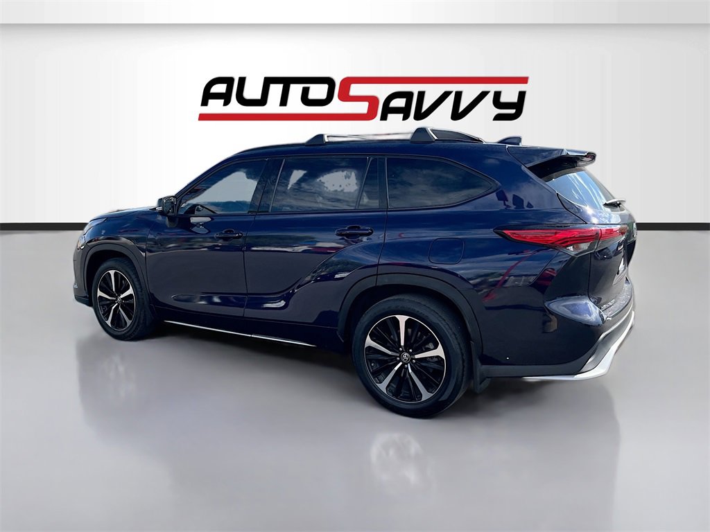 Used 2022 Toyota Highlander XSE image 5
