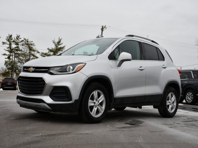 Used 2019 Chevrolet Trax LT w/ LT Convenience Package image 3