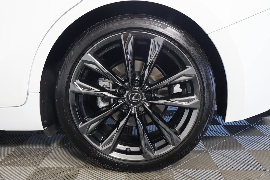 Used 2025 Lexus IS 350 F Sport w/ Navigation Package RWD image 15