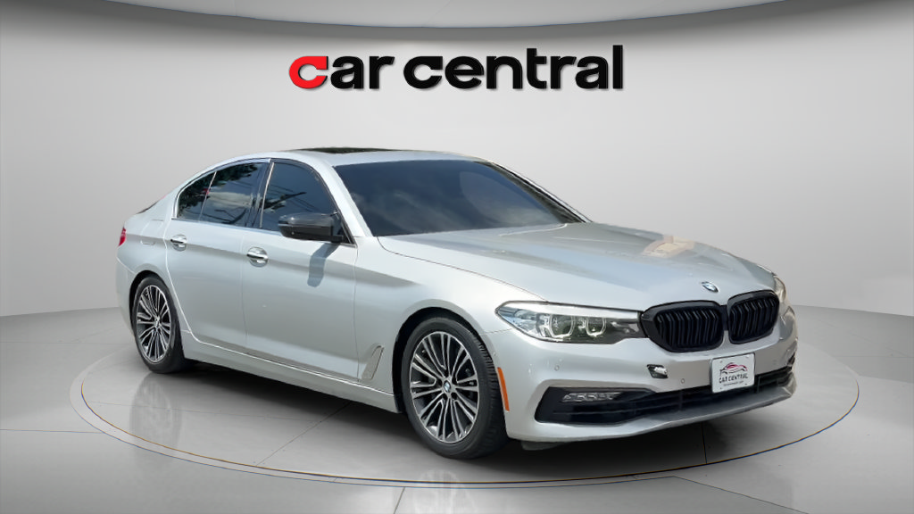 Used 2017 BMW 530i xDrive AWD/4WD image 8