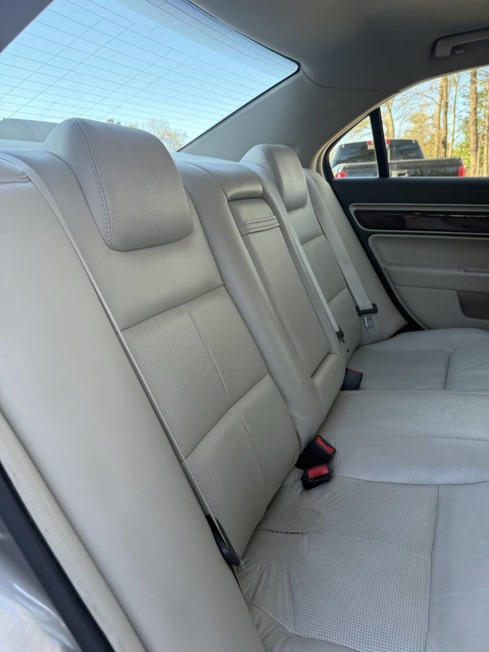 Used 2008 Lincoln MKZ image 22