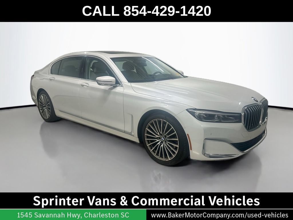 Used 2021 BMW 740i w/ Premium Package RWD image 7