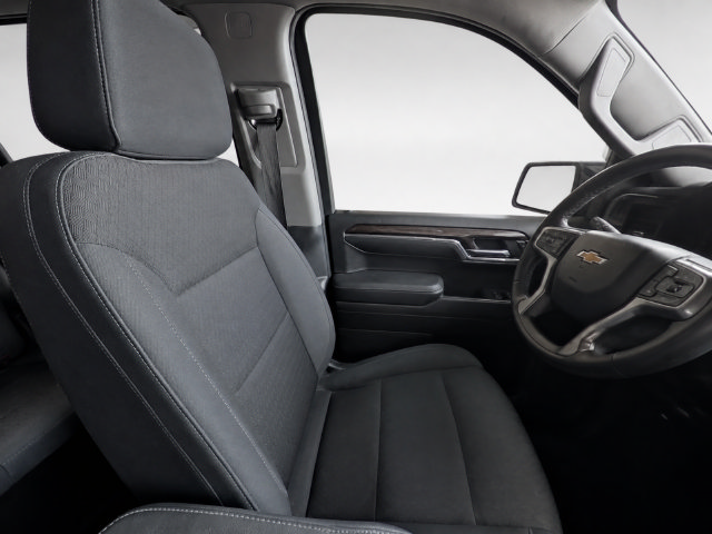 Used 2023 Chevrolet Silverado 1500 LT AWD/4WD image 11