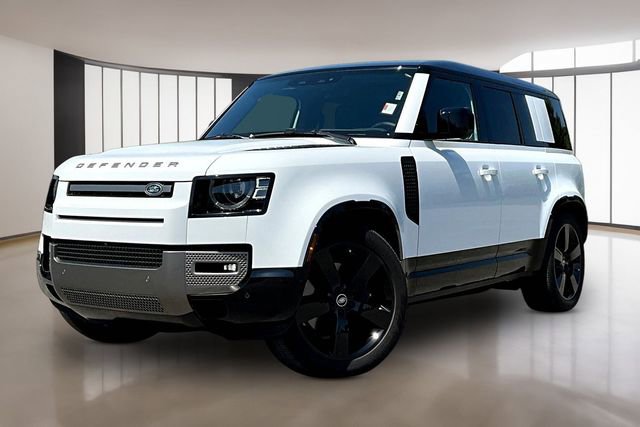 Used 2025 Land Rover Defender 110 X-Dynamic SE image 1