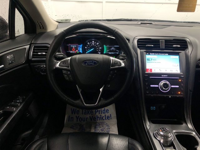 Used 2019 Ford Fusion Titanium FWD image 15