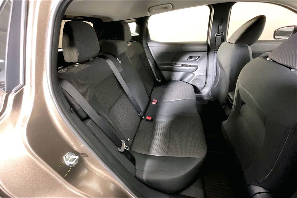 New 2026 Nissan Kicks S image 19