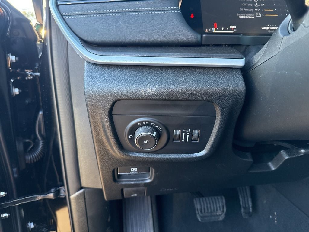 New 2026 Jeep Grand Cherokee Limited AWD/4WD image 16