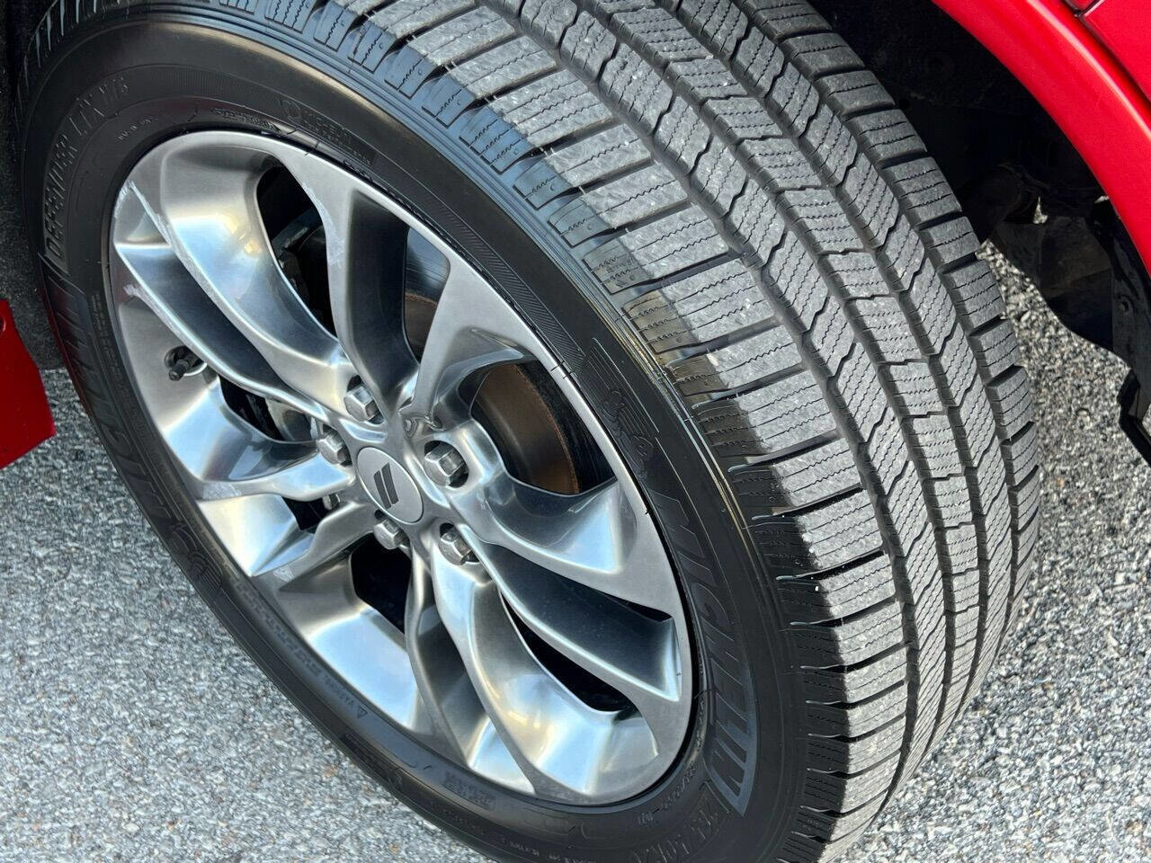 Used 2019 Dodge Durango R/T w/ Technology Group image 15