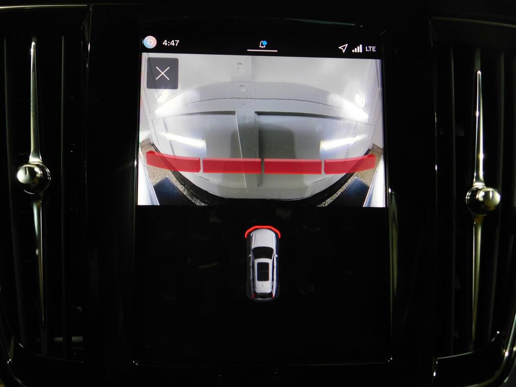 Used 2026 Volvo V90 B6 Cross Country Ultra image 50