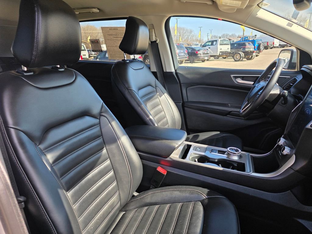 Used 2024 Ford Edge SEL AWD/4WD image 41