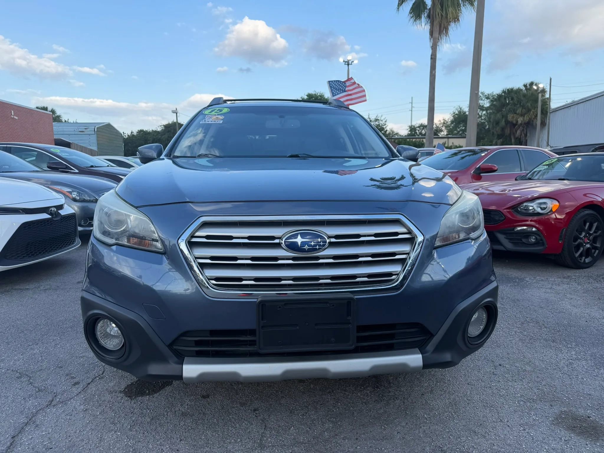 Used 2015 Subaru Outback 2.5i Limited AWD/4WD image 2