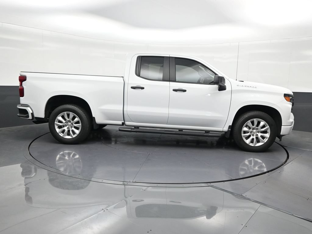 Used 2023 Chevrolet Silverado 1500 Custom RWD image 7