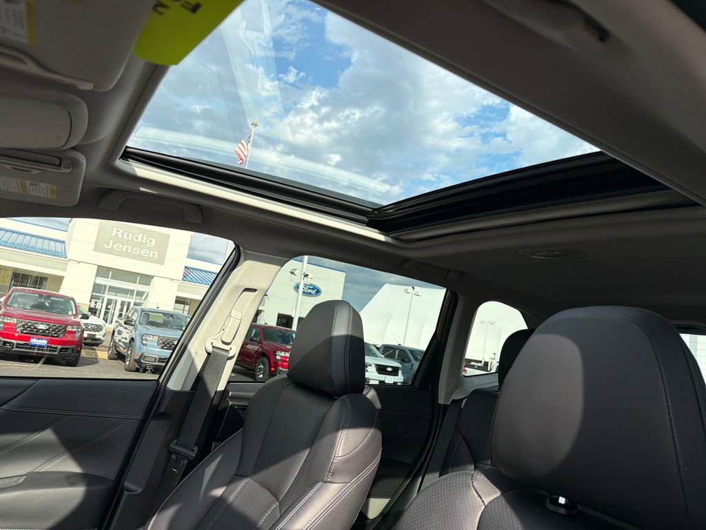Used 2023 Subaru Forester Limited image 21