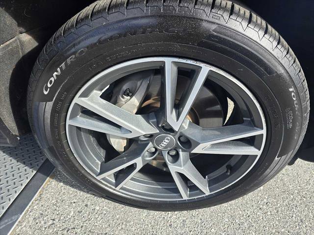 Used 2020 Audi Q5 e Premium Plus w/ Premium Plus Package image 9