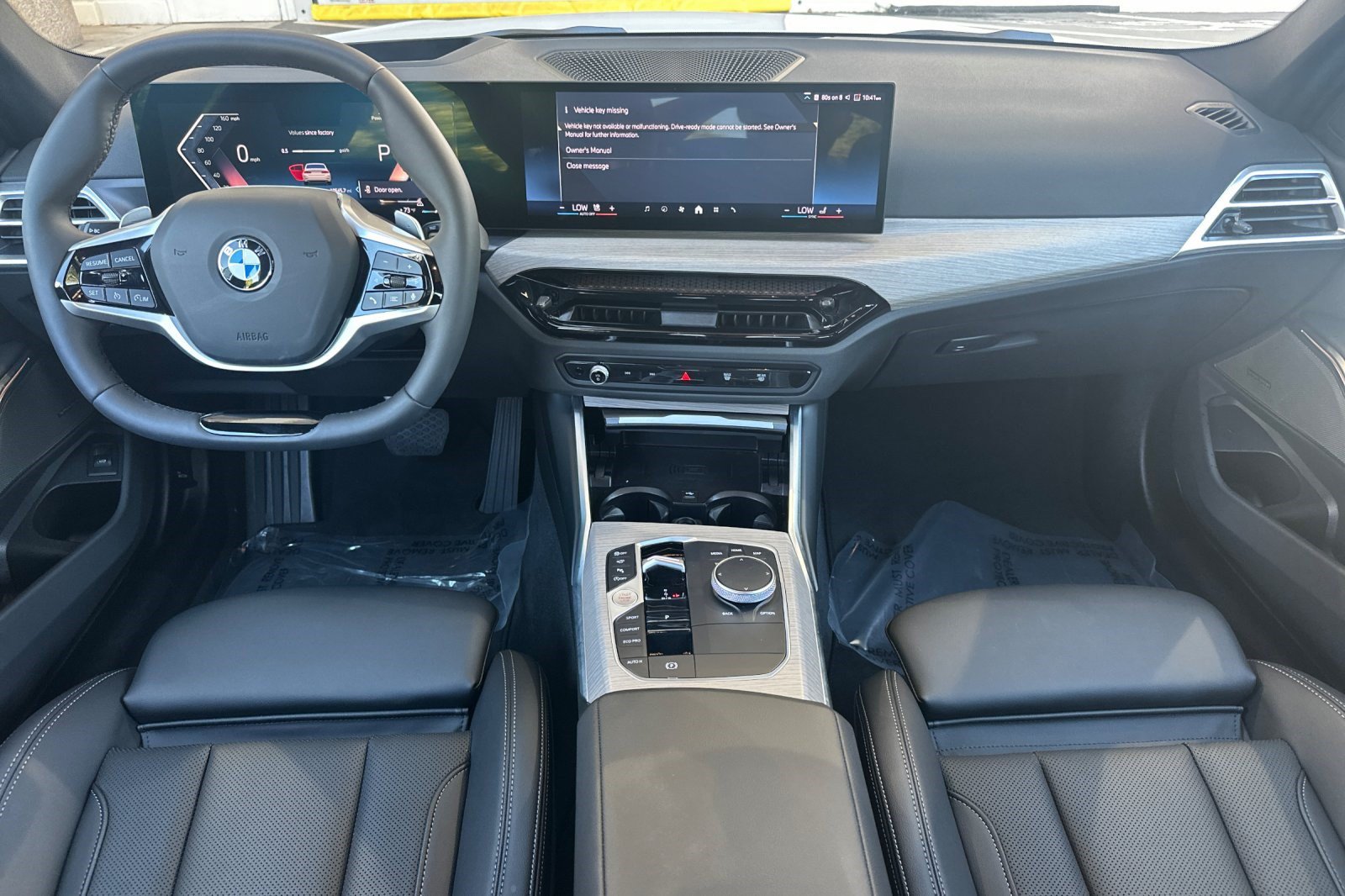 Used 2025 BMW 330i Sedan w/ Premium Package RWD image 17