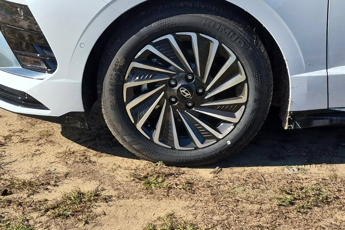 New 2026 Hyundai Sonata Limited FWD image 12