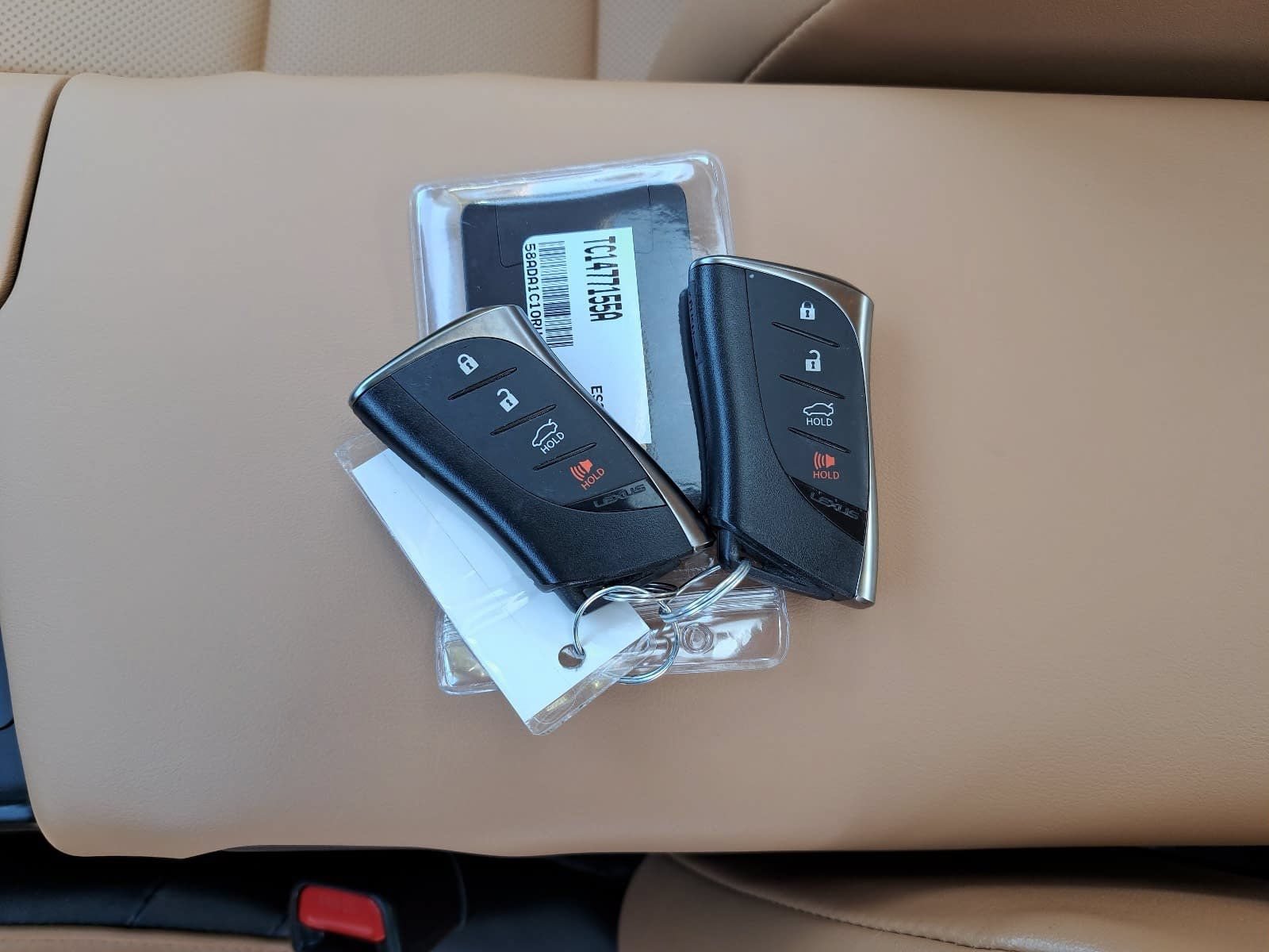 Used 2024 Lexus ES 300h w/ Premium Package FWD image 39