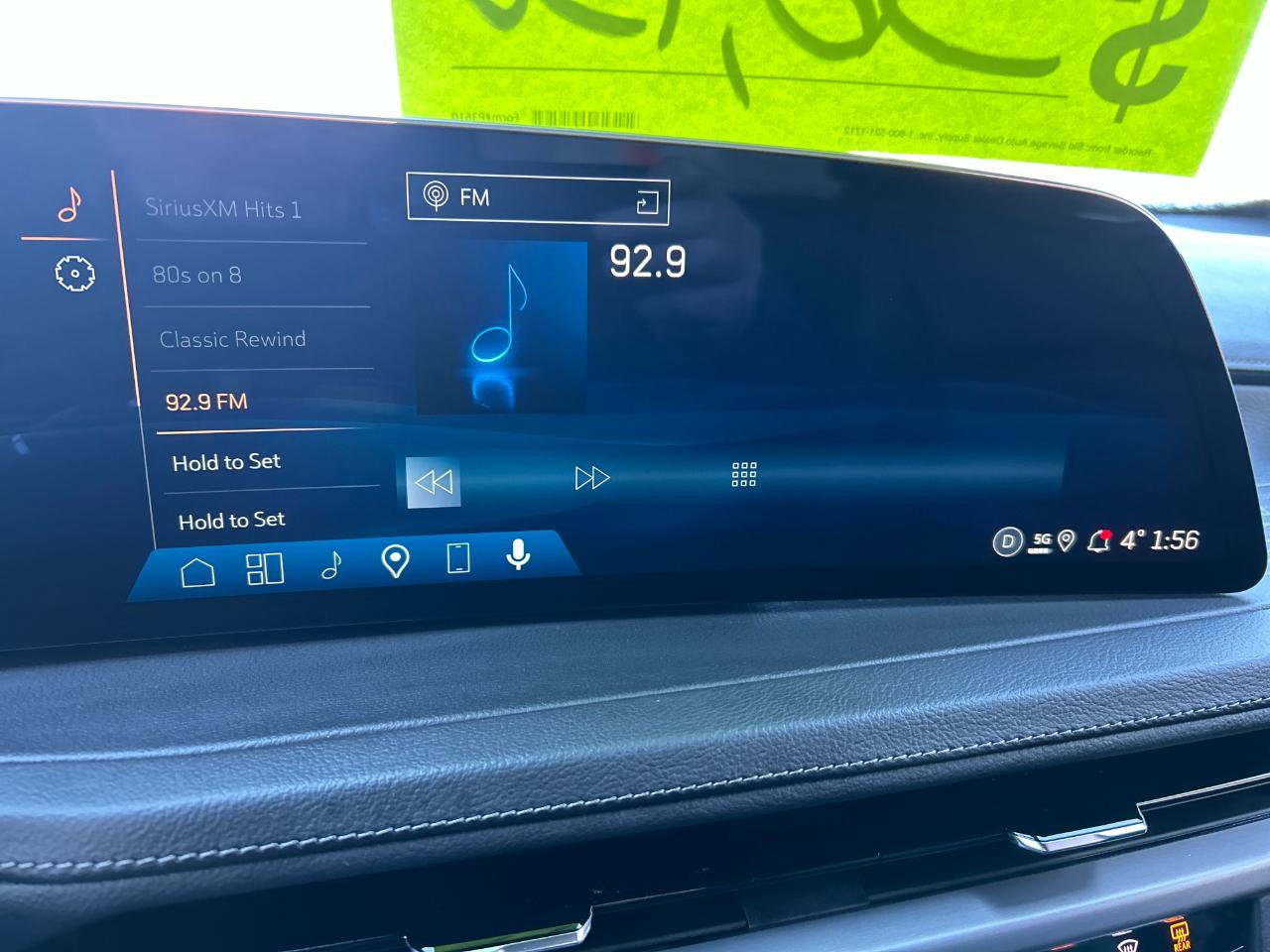 Used 2025 Cadillac XT4 Premium Luxury image 10