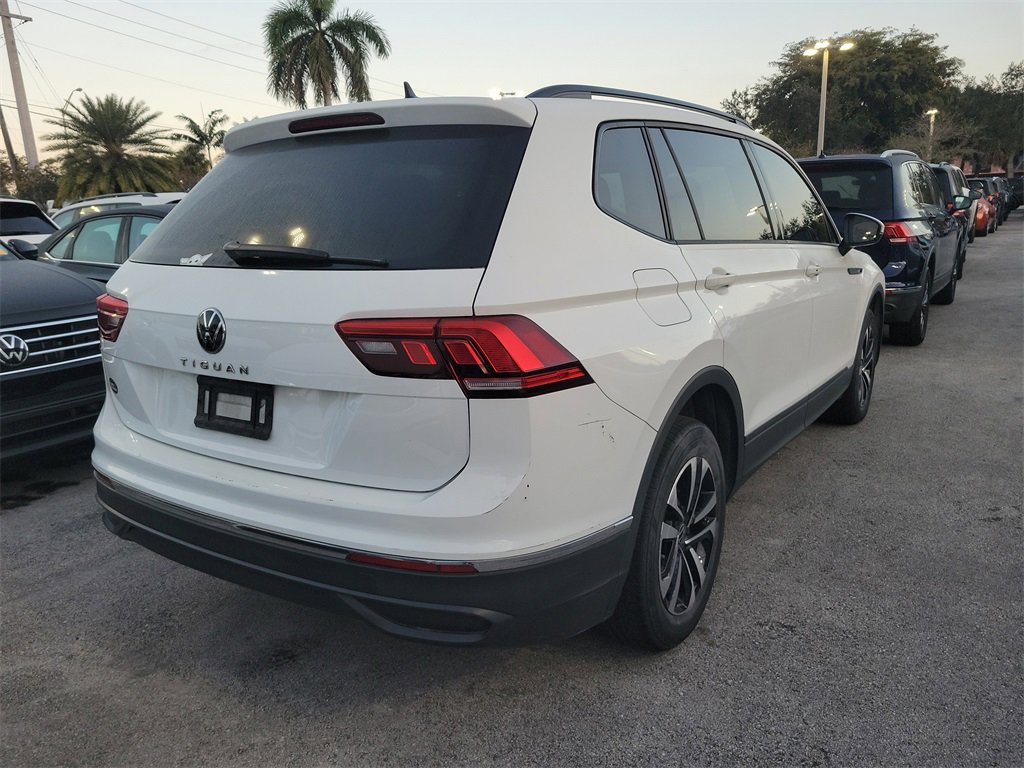 Certified 2024 Volkswagen Tiguan S image 9