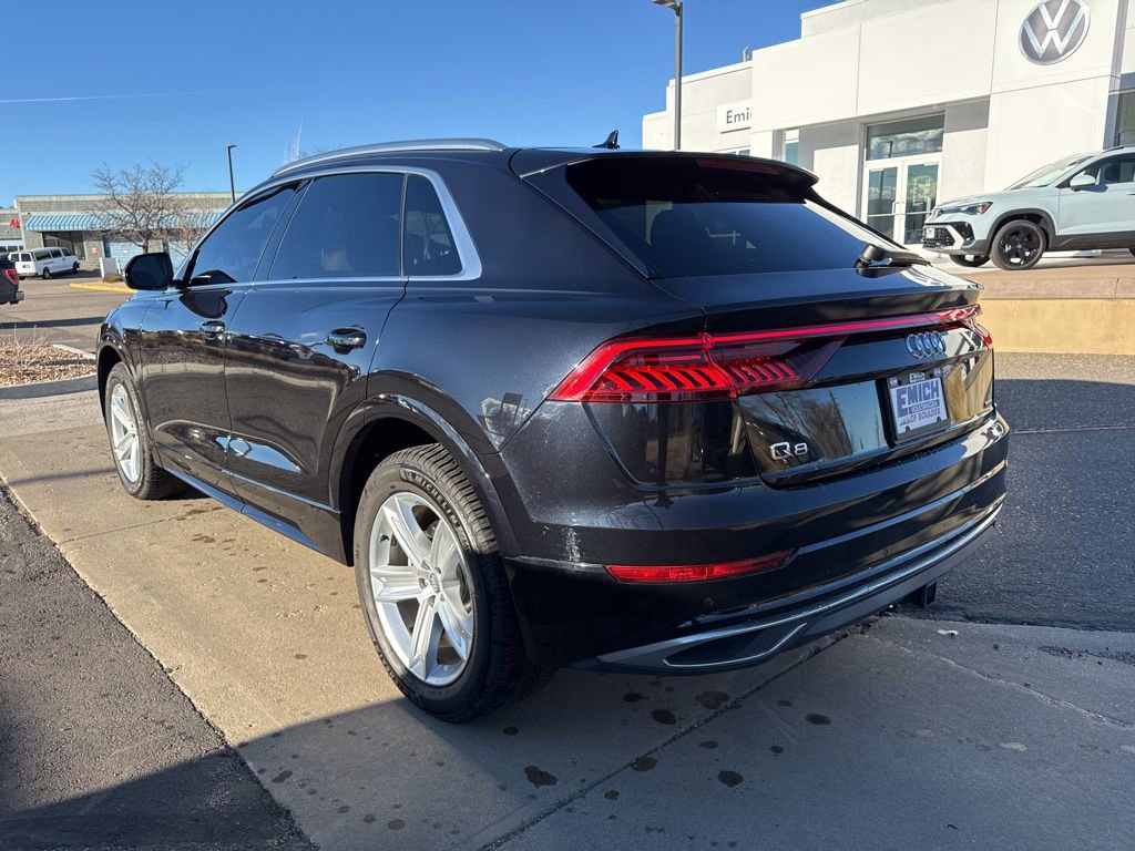 Used 2019 Audi Q8 Premium w/ Convenience Package image 3