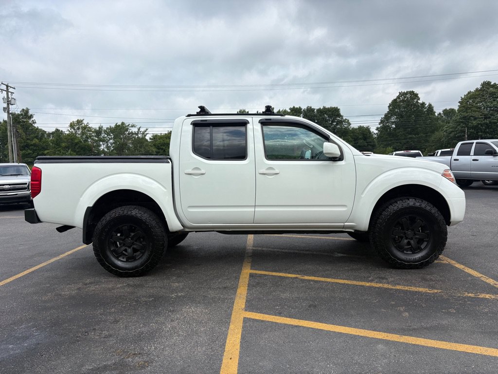 Used 2016 Nissan Frontier PRO-4X AWD/4WD image 5