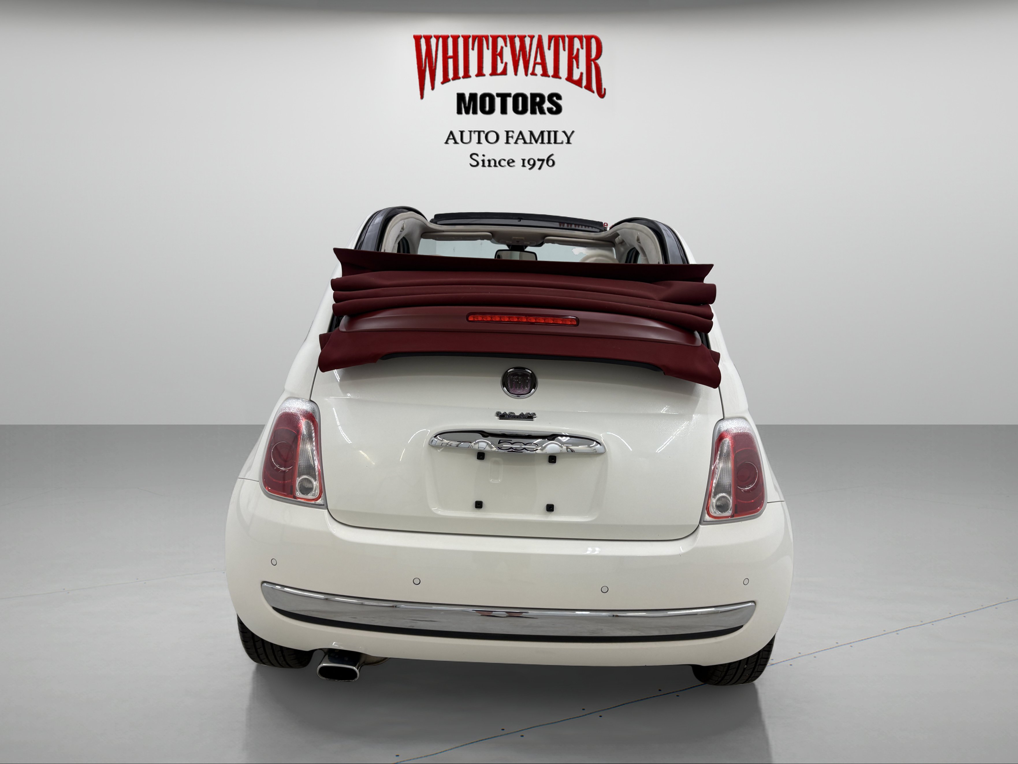 Used 2013 FIAT 500 Lounge w/ Luxury Leather Pkg FWD image 3