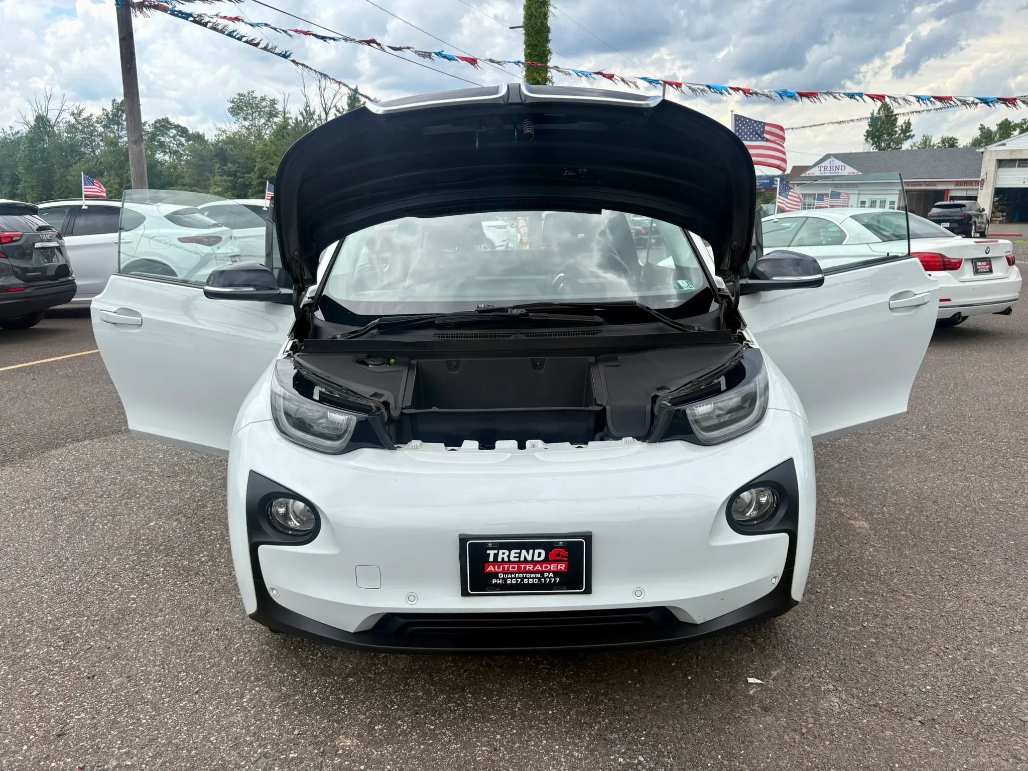 Used 2015 BMW i3 w/ Range Extender RWD image 9