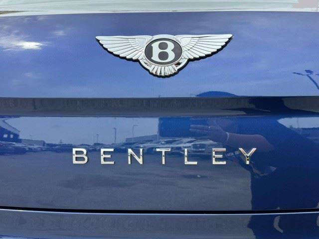 Used 2023 Bentley Flying Spur W12 AWD/4WD image 16