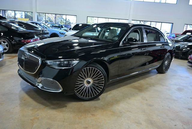 Used 2024 Mercedes-Benz Maybach S 680 Maybach S 680 4MATIC Sedan image 1