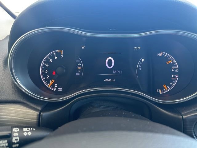 Used 2019 Jeep Grand Cherokee Limited w/ Luxury Group II AWD/4WD image 17
