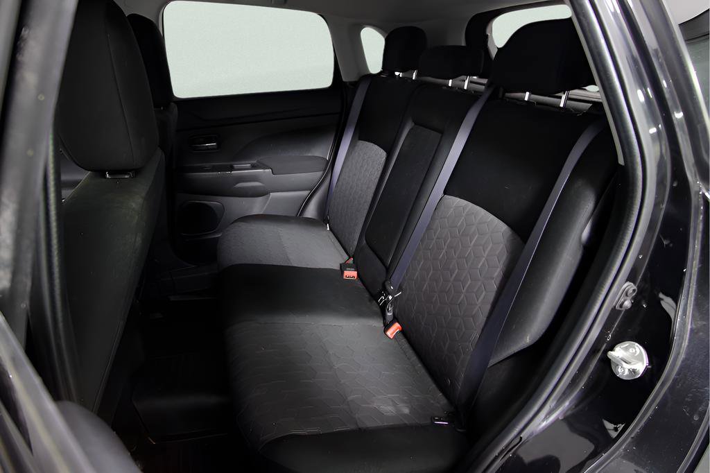 Used 2022 Mitsubishi Outlander Sport ES image 16