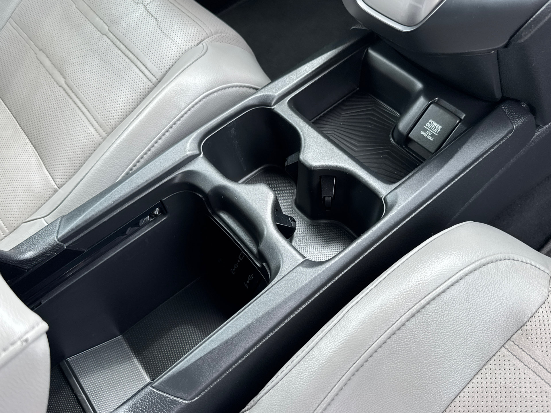 Used 2018 Honda CR-V Touring image 18