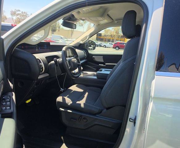 Certified 2025 Ford Expedition Max Active RWD image 6