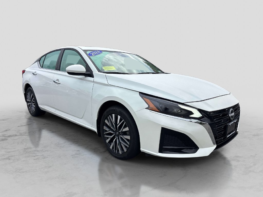 Used 2024 Nissan Altima 2.5 SV w/ SV Premium Package AWD/4WD image 7