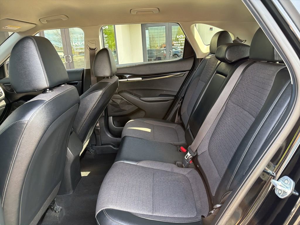 Certified 2021 Kia Seltos S AWD/4WD image 18