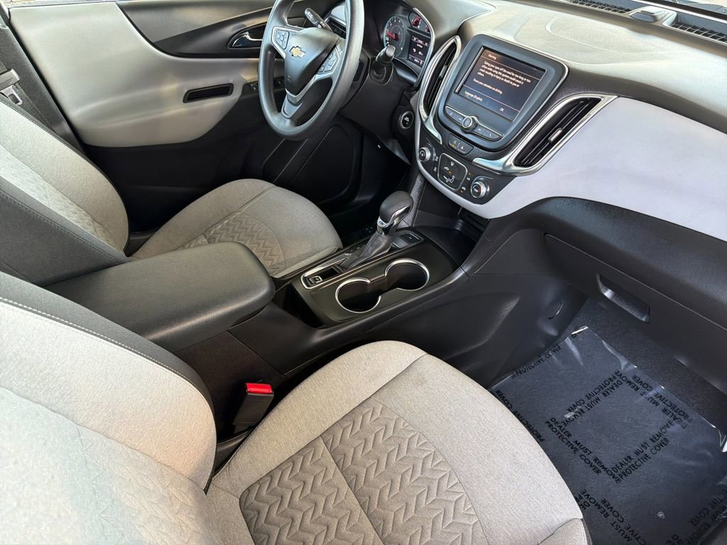 Used 2022 Chevrolet Equinox LS w/ LPO, Floor Liner Package AWD/4WD image 15