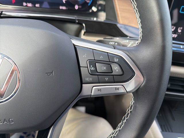 Used 2025 Volkswagen Atlas SE image 15