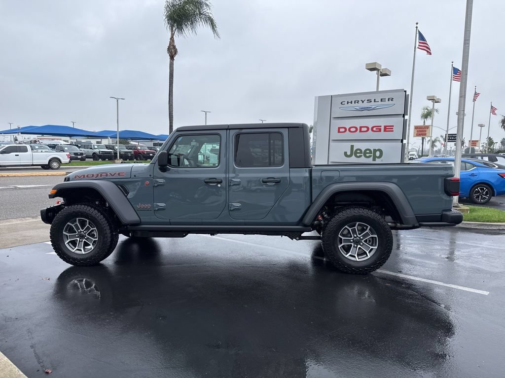 New 2026 Jeep Gladiator Mojave w/ Steel Bumper Group AWD/4WD image 8