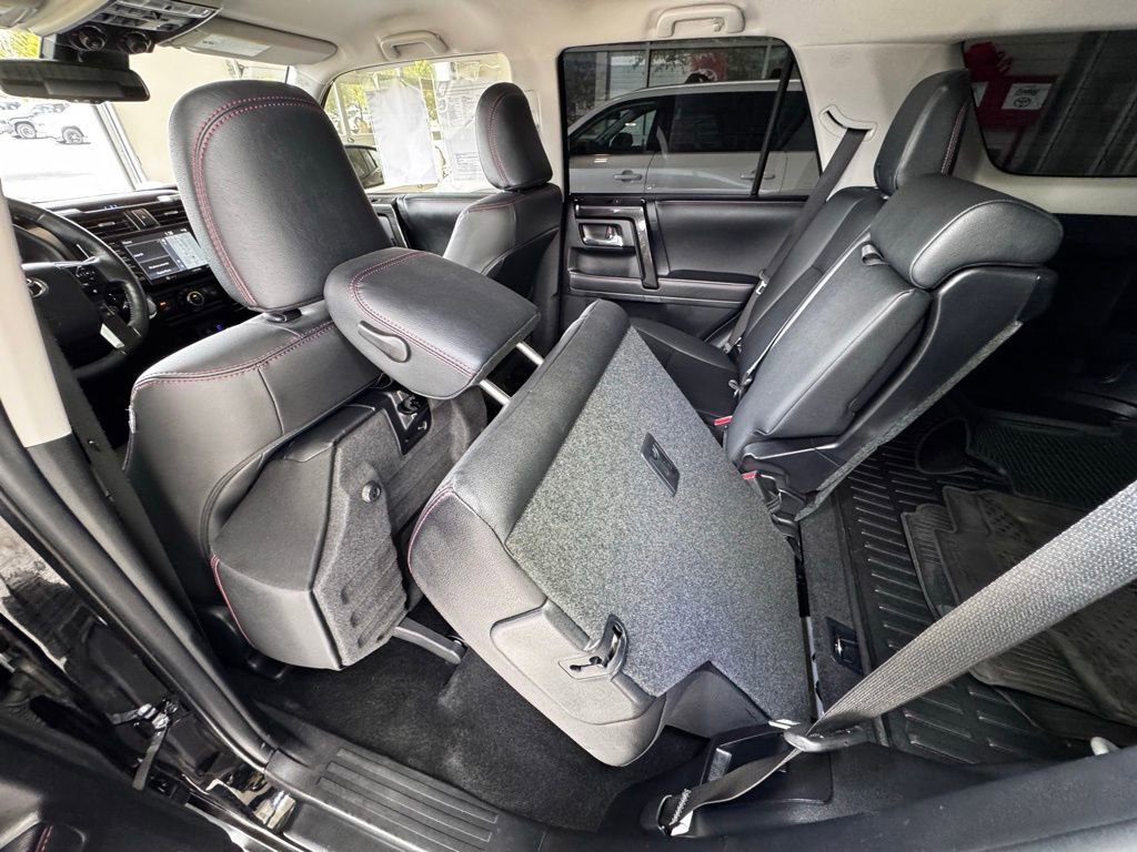 Certified 2024 Toyota 4Runner TRD Off-Road Premium AWD/4WD image 51