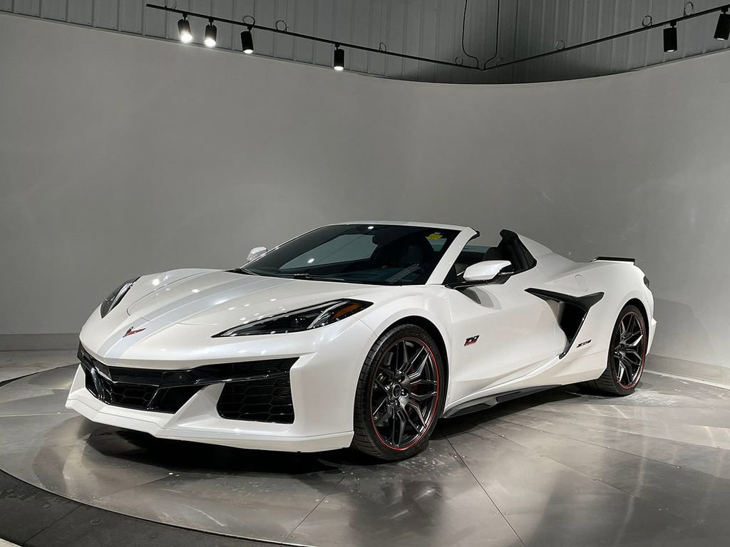 Used 2023 Chevrolet Corvette Z06 image 46
