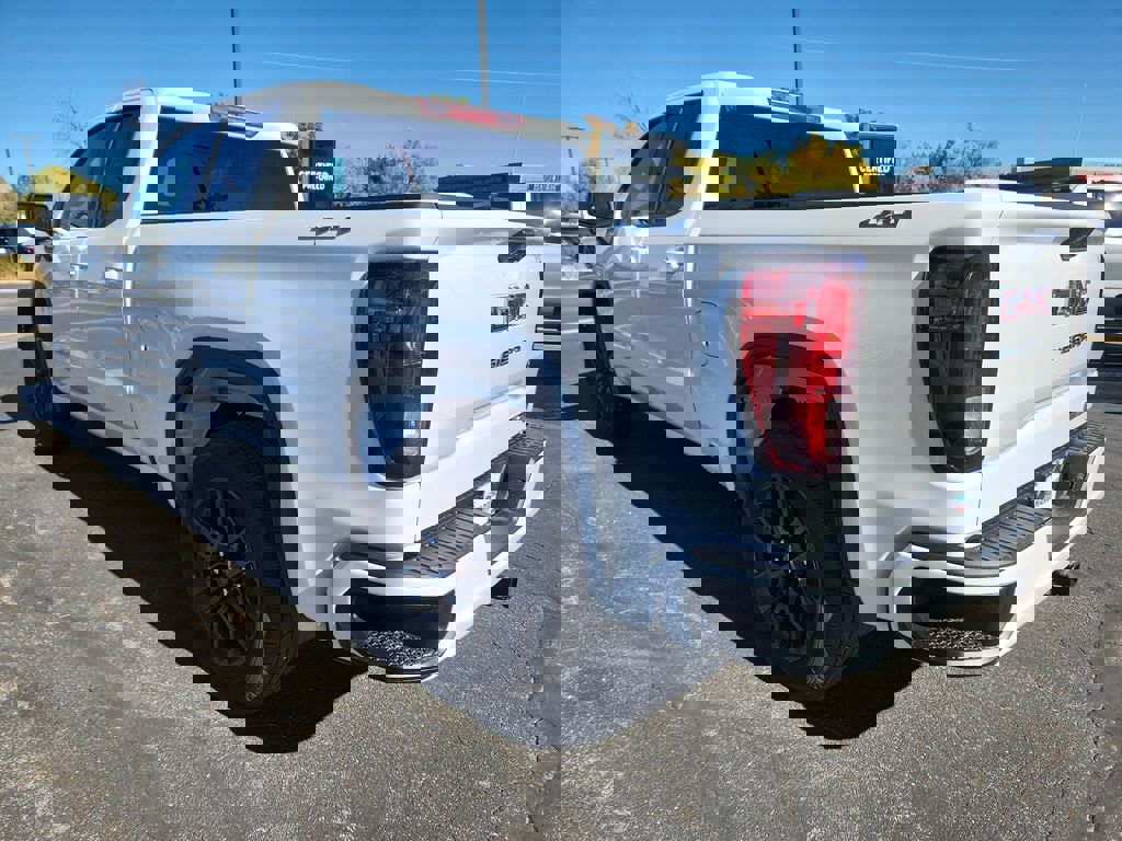 New 2026 GMC Sierra 1500 Elevation image 4